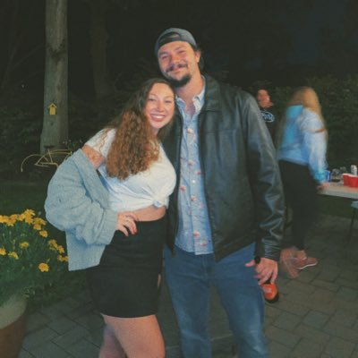 Profile Picture of Megan (@meg_dick) on Twitter