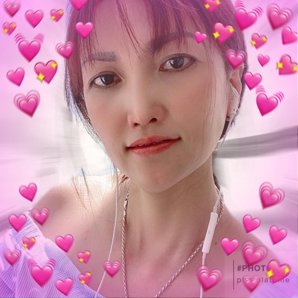 Profile Picture of Lina Tran (@iceicebabe) on Poshmark