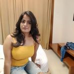 Profile Picture of Anjli Aaro (@Anjli-Aaro) on Facebook