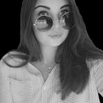Profile Picture of 𝕋𝕒𝕞𝕒𝕣𝕒 🦋 (@tamaraxweber) on Instagram