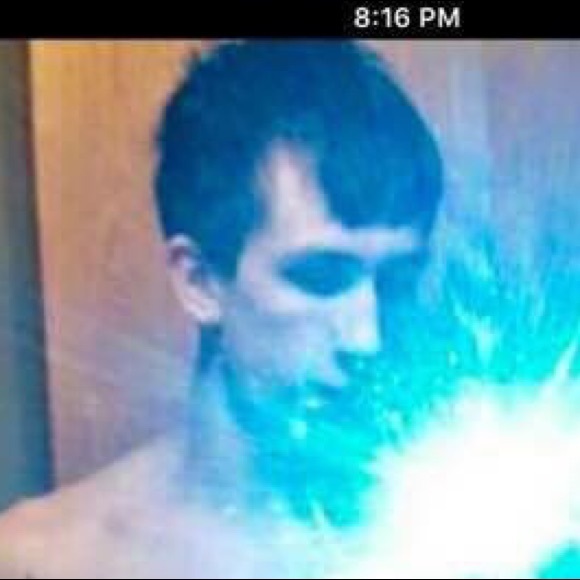 Profile Picture of Alex Huskey (@hothuskey) on Poshmark