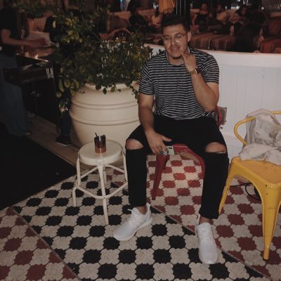 Profile Picture of Eddie #FireDaveRoberts (@TheEddGarcia) on Twitter