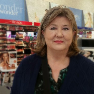 Profile Picture of Debra Delisle (@ShiftsHotline) on Twitter