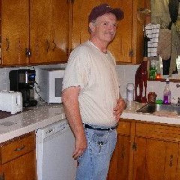 Profile Picture of John Crowder (@johncrowder) on Poshmark