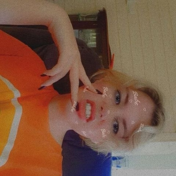 Profile Picture of Emily Morganti (@mcnallye149) on Poshmark