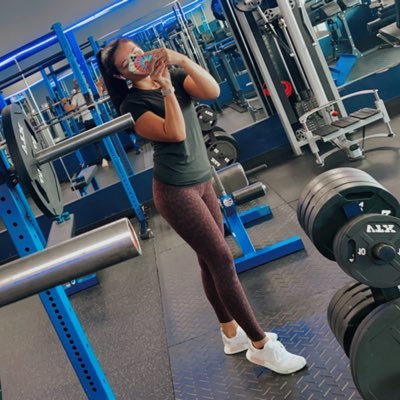 Profile Picture of Michaela Allen (@michael04935945) on Twitter