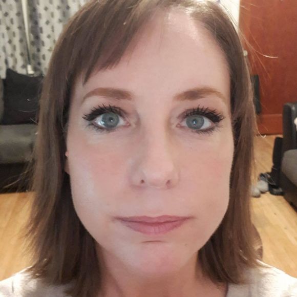 Profile Picture of Jessica Cummins (@jessicacummi436) on Poshmark
