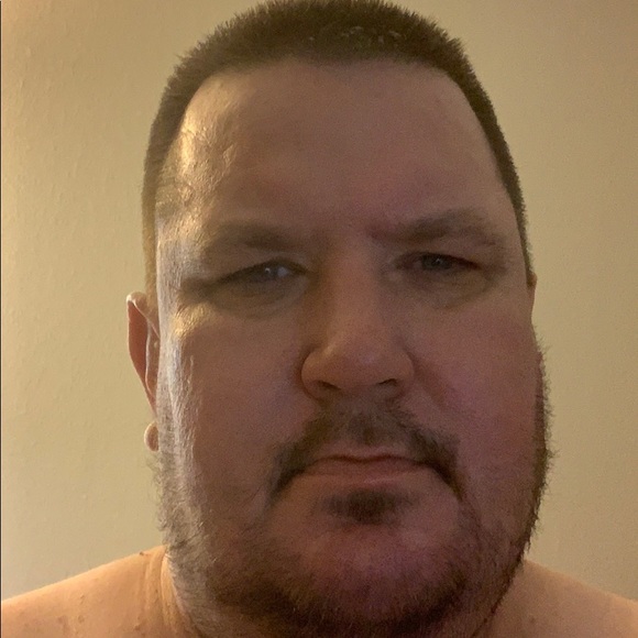 Profile Picture of Brian Heinzen (@heinzen9) on Poshmark