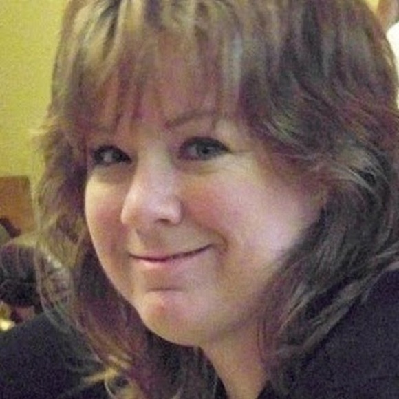 Profile Picture of Georgia Ketchmark (@glketchmark) on Poshmark