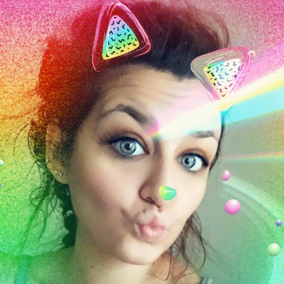 Profile Picture of Katrina Tarson (@kct114) on Poshmark