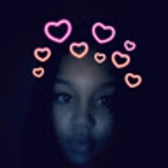 Profile Picture of Khaliah Marie (@khaliahblount) on Poshmark