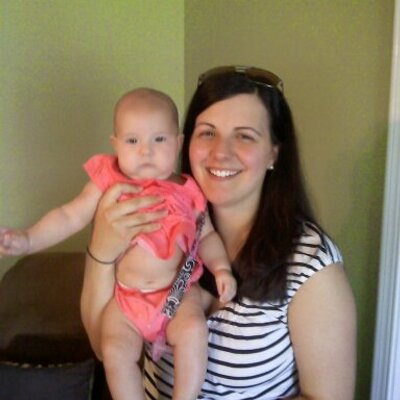 Profile Picture of April Huff (@aprilhuff07) on Twitter