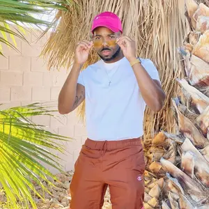 Profile Picture of De-Angelo L. Peoples (@boymelanin) on Tiktok