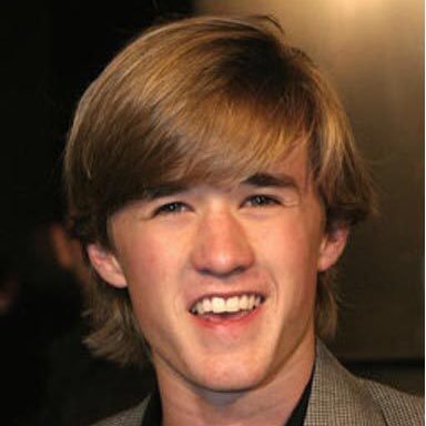 Profile Picture of James (@james_kicker) on Twitter