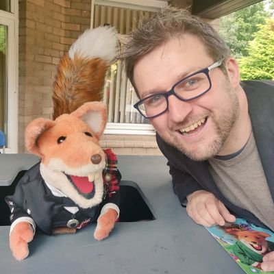 Profile Picture of Joe Walton (@babbleoftongues) on Twitter