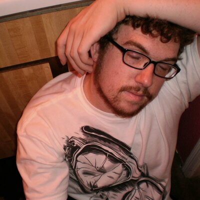 Profile Picture of Zachary Roberson (@zachloveslori) on Twitter