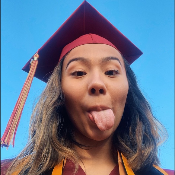 Profile Picture of Jocelyn Lara (@tacojocelyn) on Poshmark