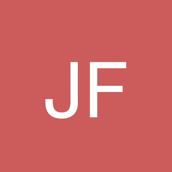 Profile Picture of Jonathan Fischer (@mividaloco18) on Poshmark