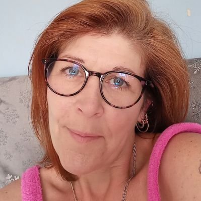 Profile Picture of Elizabeth Sheppard (@lizshep73) on Twitter