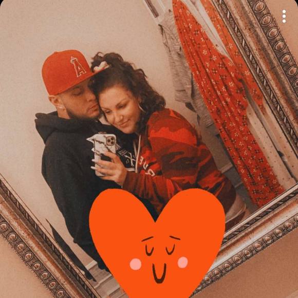 Profile Picture of Kyle Medeiros (@kylemedeiros) on Poshmark