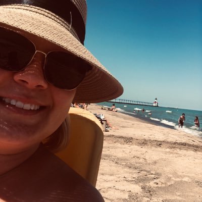 Profile Picture of Vicky Johnson-Lamb (@VickyJohnsonLa1) on Twitter