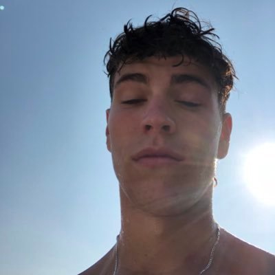 Profile Picture of Jake Grady (@JakeGrady13) on Twitter