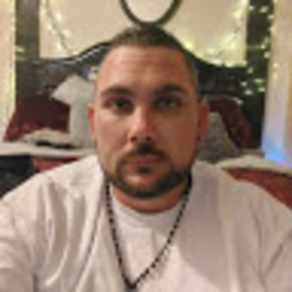 Profile Picture of Patrick Odell (@patrickodell) on Poshmark