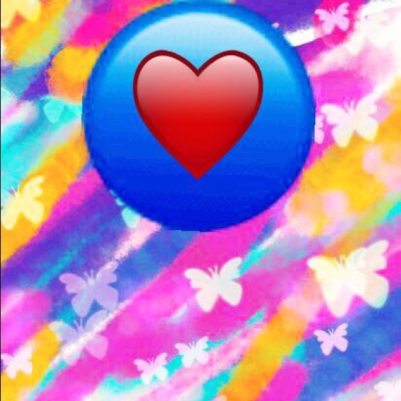 Profile Picture of Cindy Febus (@cfeb35) on Poshmark