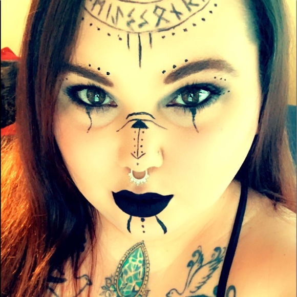 Profile Picture of Jamieson Jarvis (@namastej13) on Poshmark