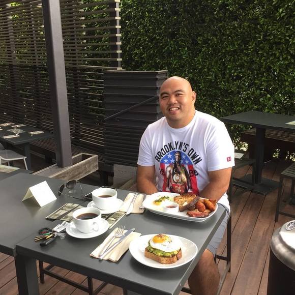 Rocky Siaotong - Poshmark Profile Picture of Rocky Siaotong (@rockys2g) on Poshmark