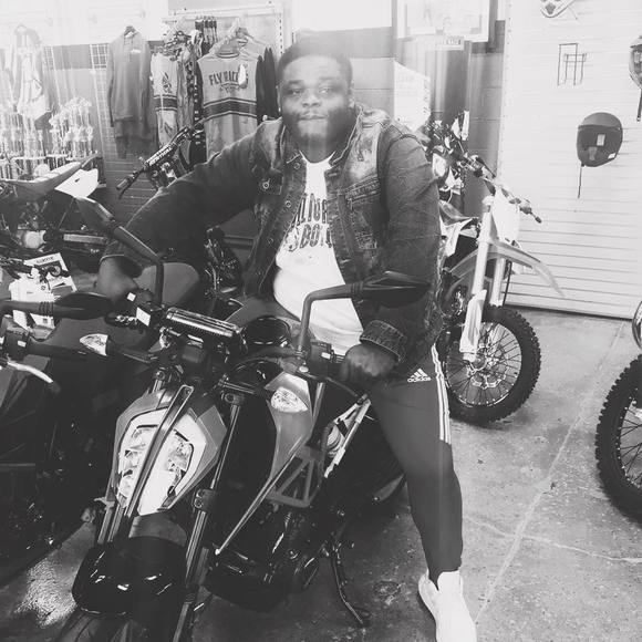 Profile Picture of Nicholas Mosley (@chitownboi23) on Poshmark