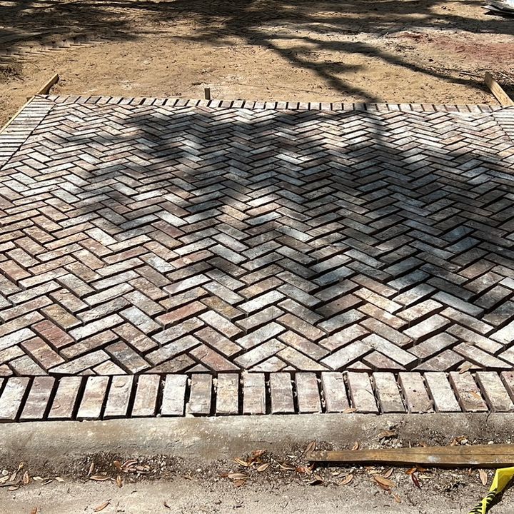 Profile Picture of brick (@jonathanml250) on Tiktok