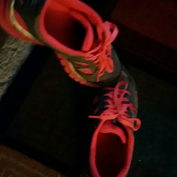 Profile Picture of Mary Basile (@mlbasile) on Poshmark