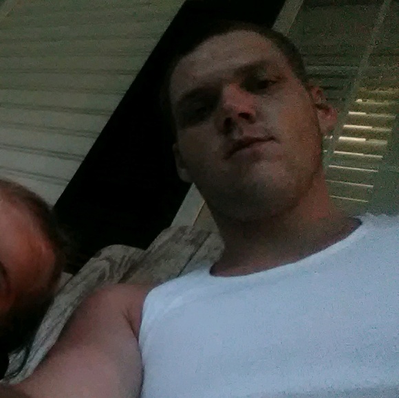 Profile Picture of Joey Marcum (@fatjoe82) on Poshmark