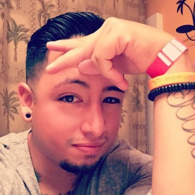 Profile Picture of Anthony Montoya (@Aye_Yooo) on Twitter