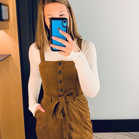 Profile Picture of Cassidy Reid (@cassidyreiddd) on Poshmark