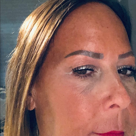 Profile Picture of Randi Fibus-caster (@fastalker) on Poshmark