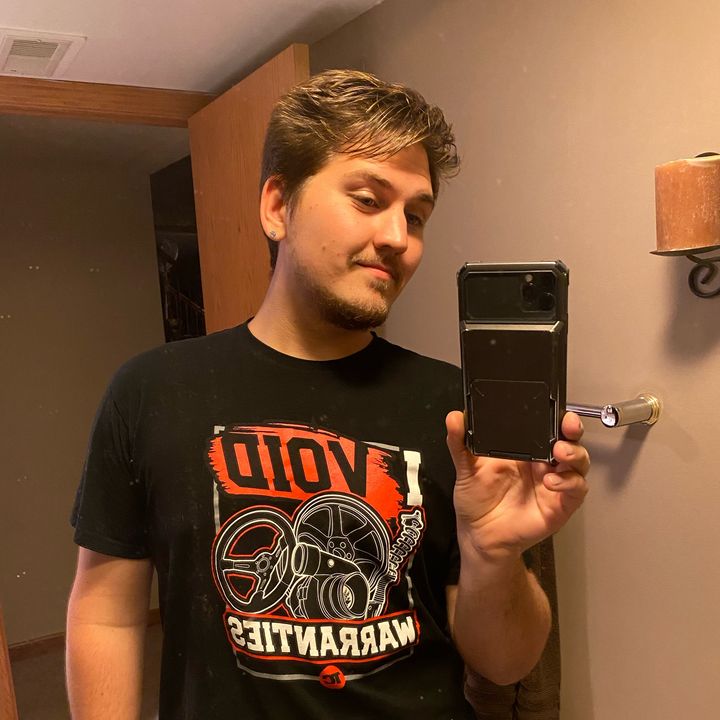 Profile Picture of Mike Mazola (@mikemazola) on Tiktok