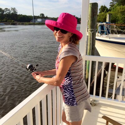 Profile Picture of Monica Converse (@ConverseMonica) on Twitter