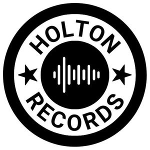 Profile Picture of Paul Holton (@holtonrecords) on Myspace