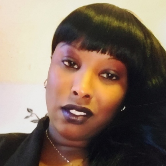 Profile Picture of Tenisha Callaway (@tenishaz48) on Poshmark