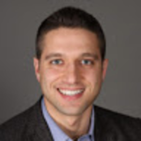 Profile Picture of Daniel Diamond (@ddiamond89) on Poshmark