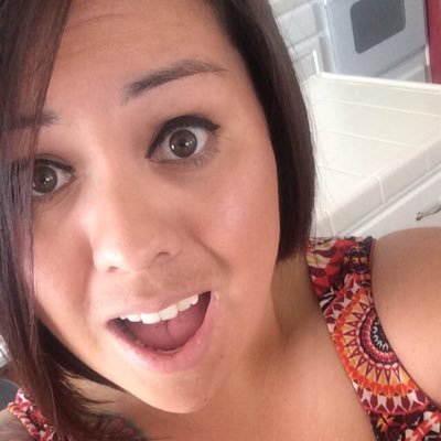 Profile Picture of Michaela Andrews (@michaela_daveen) on Twitter