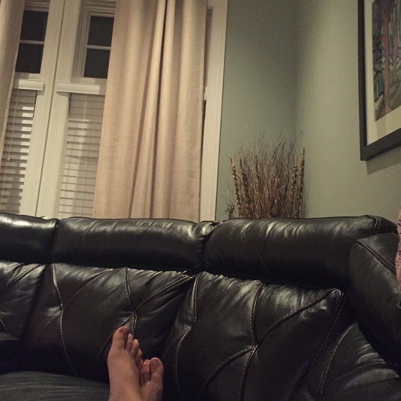 Profile Picture of Sydney Bubis (@tenacsyd) on Poshmark