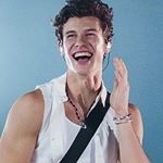 Profile Picture of shawn mendes (@shawncurls) on Instagram