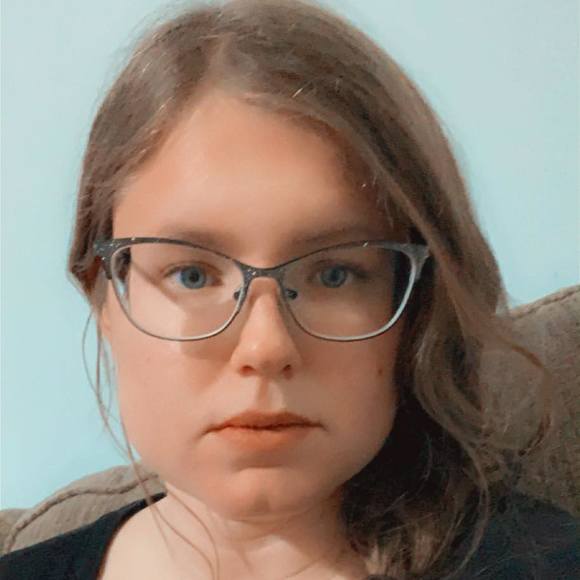 Profile Picture of Katherine Blevins (@katiebrook09) on Poshmark