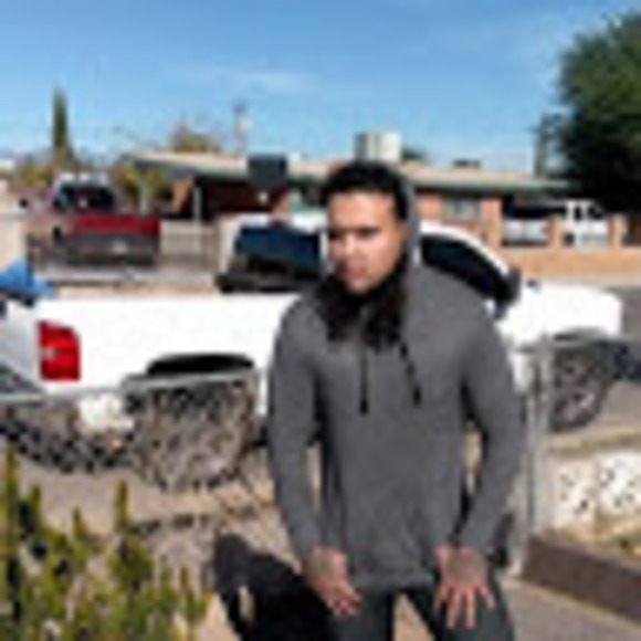 Profile Picture of Joseph Mange (@bdawghunidz) on Poshmark