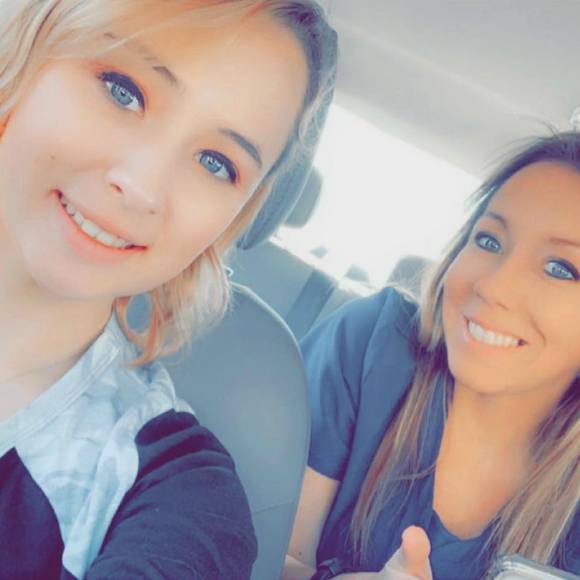 Profile Picture of Crystie Lassiter (@o3201) on Poshmark