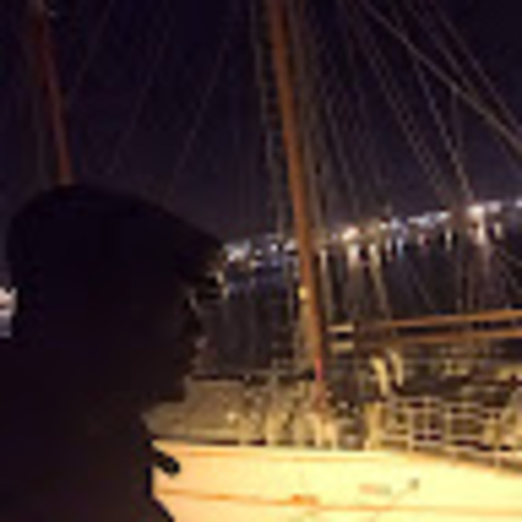 Profile Picture of Guichard Cebert (@donrollo007) on Poshmark