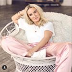 Profile Picture of Meg Mathews (@megmathewsofficial_) on Instagram